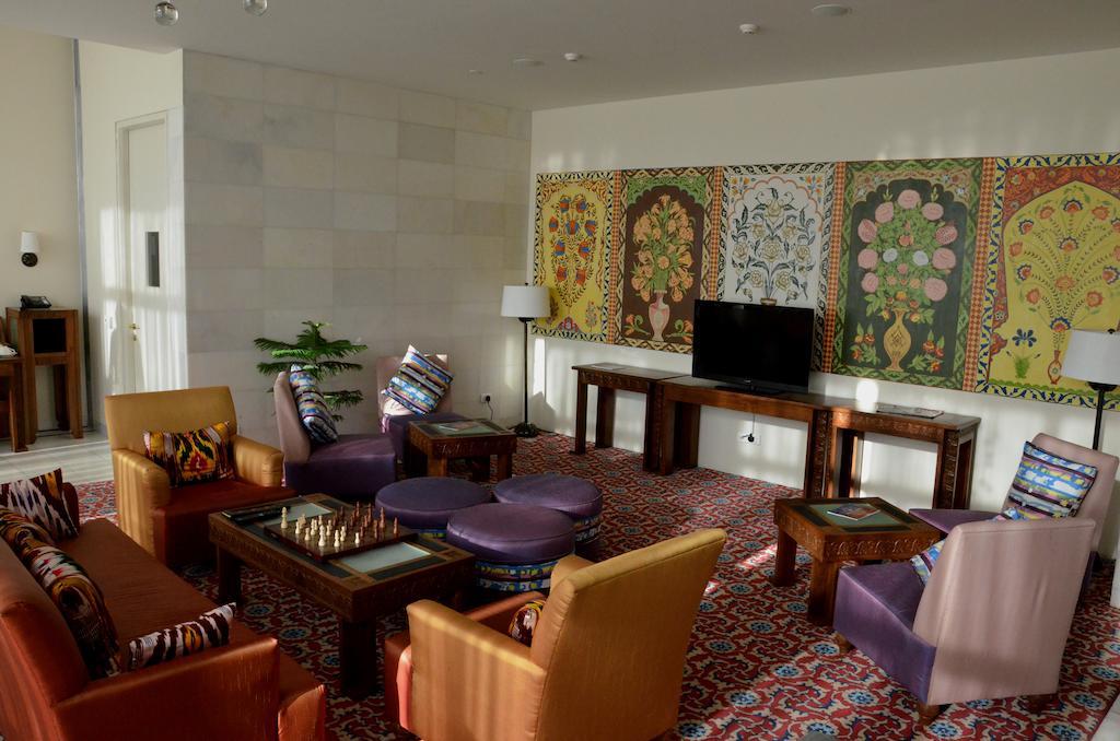 Dushanbe Serena Hotel Zewnętrze zdjęcie