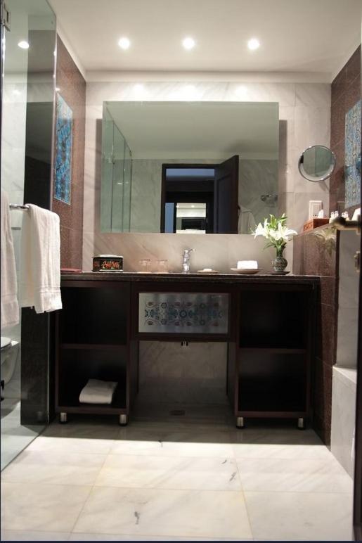 Dushanbe Serena Hotel Zewnętrze zdjęcie