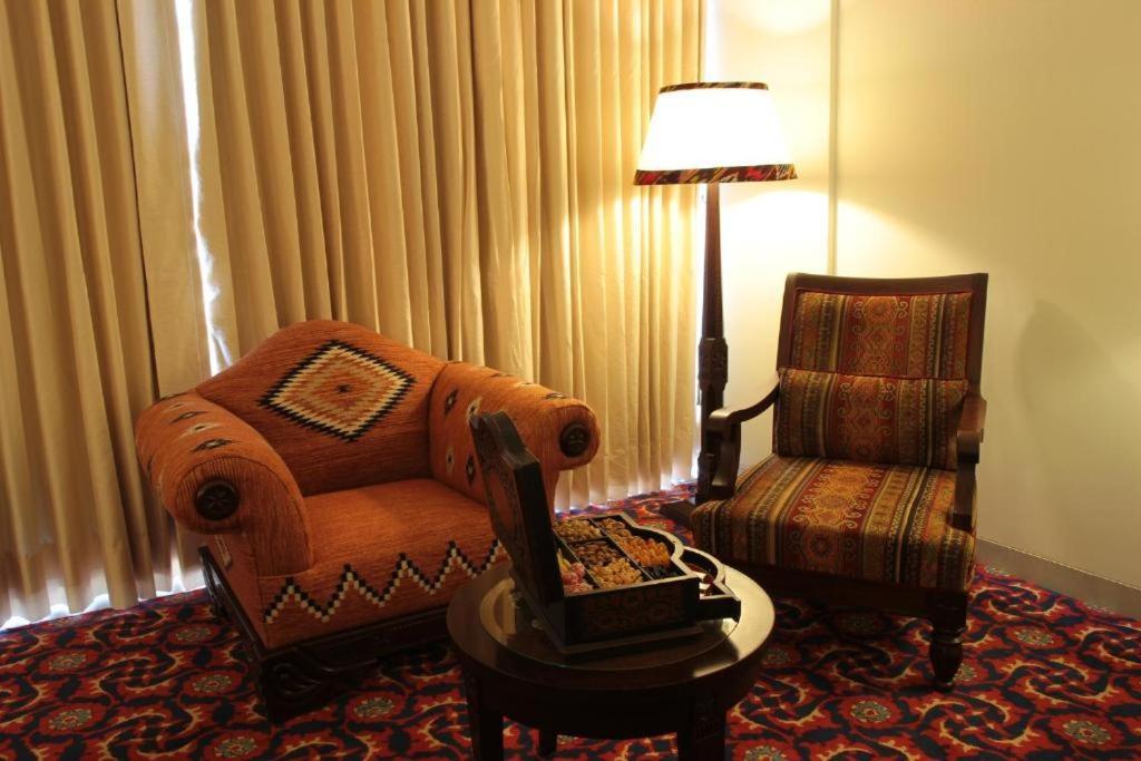 Dushanbe Serena Hotel Zewnętrze zdjęcie