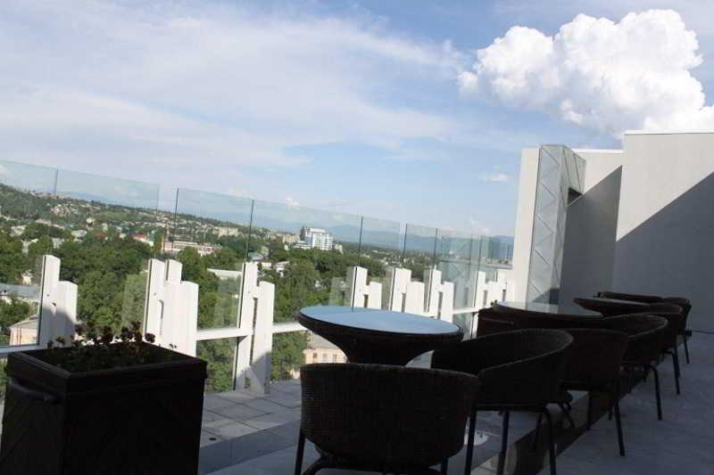Dushanbe Serena Hotel Zewnętrze zdjęcie